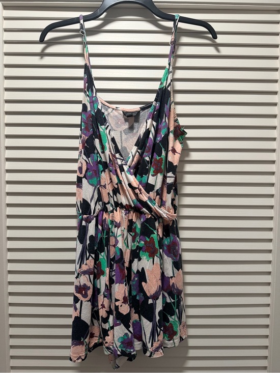 Topshop Tops - TOPSHOP Floral Print Romper size US 10